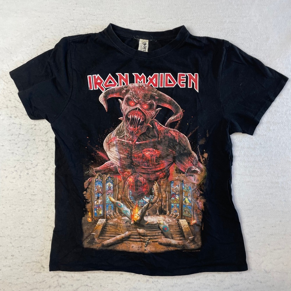 Iron Maiden T-Shirt XL Black Legacy Of The Beast World Tour 2022 Graphic Tee